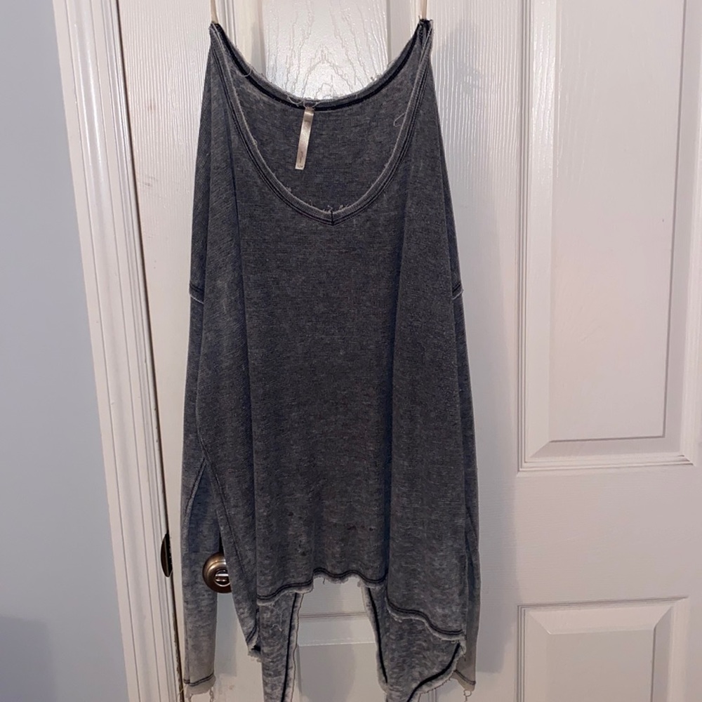 Gray Long Sleeve Top Size Small with Cross Back